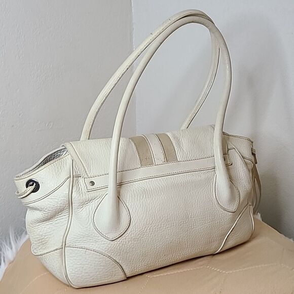 💯Authentic Prada Handbag 🍀 - Picture 3 of 7